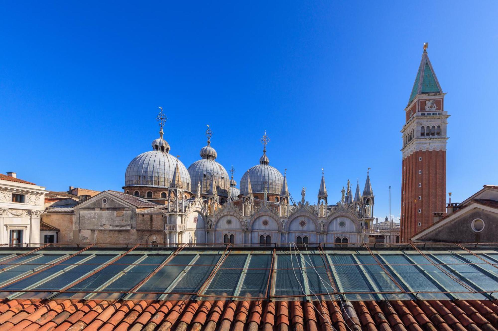 312 Piazza San Marco Pensión Venecia